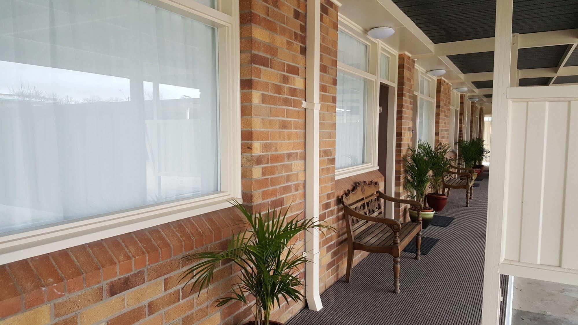 Royal Motel Tenterfield Exterior photo